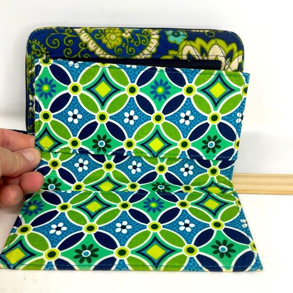 Vera Bradley Wallet Organizer and Check Book - Picture 11 of 13